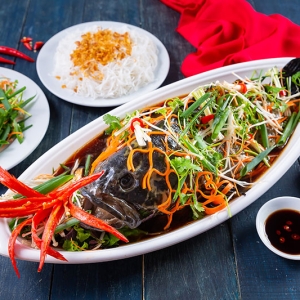 dich-vu-nau-tiec-uy-tin-tai-tphcm